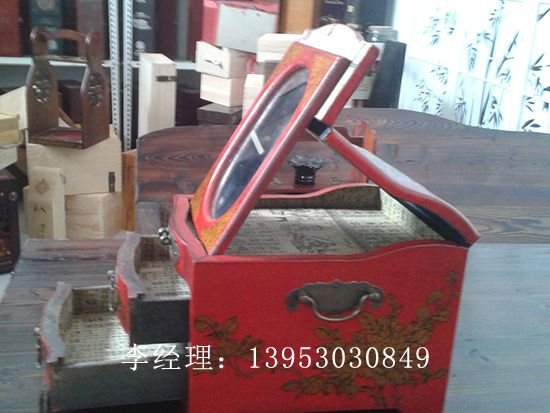 點擊查看詳細信息<br>標題：首飾盒側(cè)面 閱讀次數(shù)：3114
