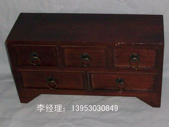 點(diǎn)擊查看詳細(xì)信息<br>標(biāo)題：裝飾盒002 閱讀次數(shù)：3063
